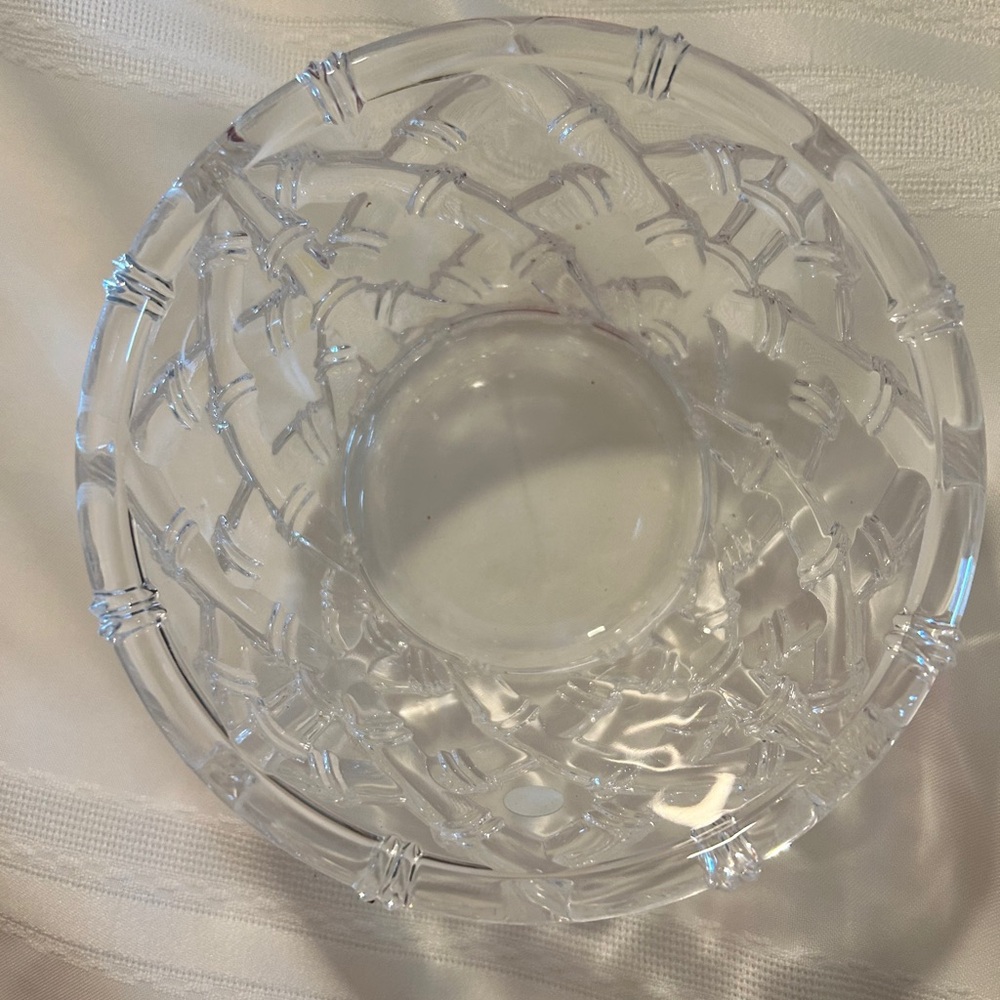 Tiffany & Co CRYSTAL BOWL, (Germany) Vintage Heavy Glass Decor or Candy Dish - Picture 4 of 5